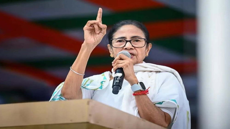 “আমি হারিনি, পদত্যাগ করব না”—কালীঘাটে মমতার কড়া ঘোষণা