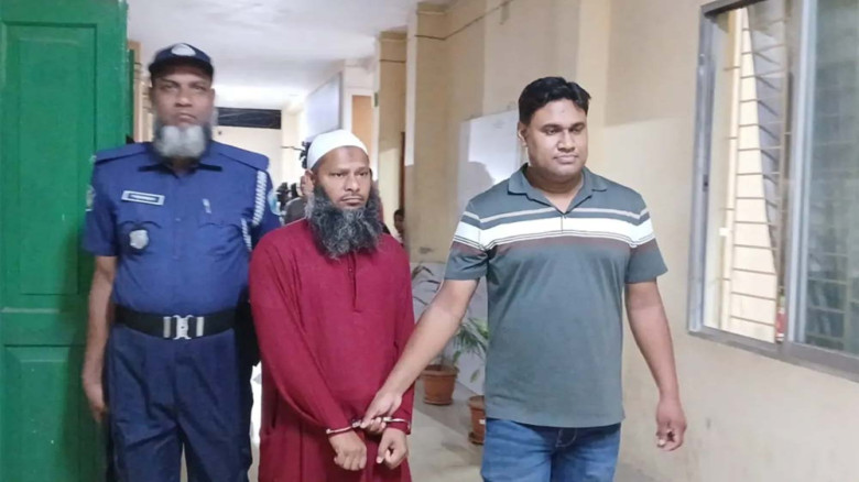 বগুড়ায় ঝাড়ফুঁকের আড়ালে কিশোরী ধর্ষণ, আটক কবিরাজ