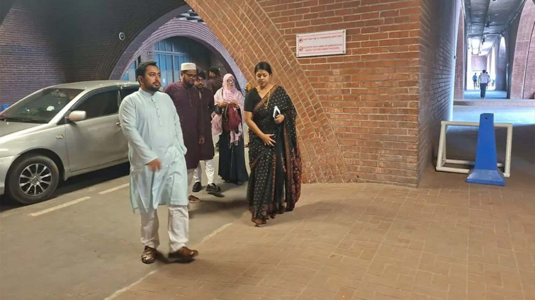 জাতীয় সংসদে প্রবেশ করলেন নুসরাত তাবাসসুম, দুপুরে শপথ অনুষ্ঠা