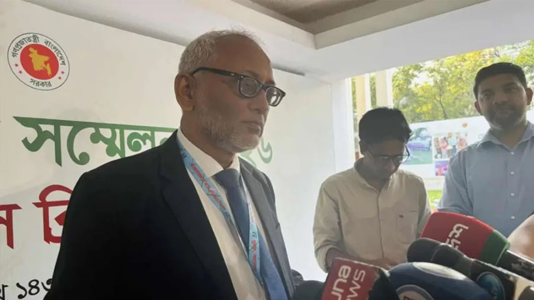 দুদকের নাম ভাঙিয়ে প্রতারণা ঠেকাতে ডিসিদের হটলাইন ১০৬ ব্যবহারের নির্দেশ...