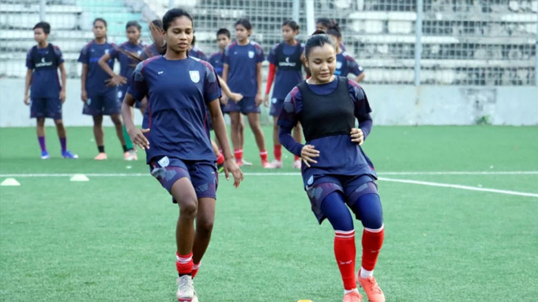 স্বপ্না-মুনকিকে ছাড়া সাফ হ্যাটট্রিক মিশনে বাংলাদেশ নারী দল