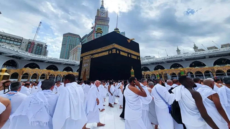 ১২২ হজ ফ্লাইটে সৌদি গেছেন প্রায় ৪৮ হাজার বাংলাদেশি