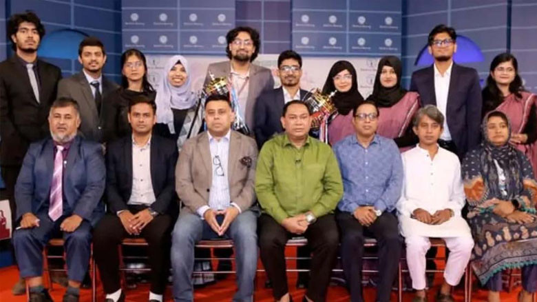 আওয়ামী আমলে প্রকল্পে অতিমূল্যায়ন ও দুর্নীতির অভিযোগ ড. এম মা