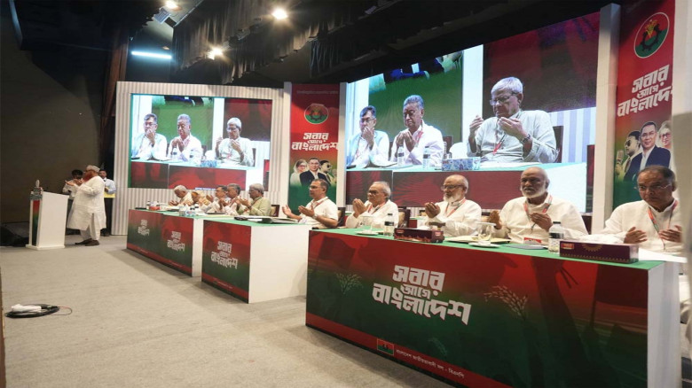 বিএনপি ও তিন অঙ্গসংগঠনের জেলা নেতাদের সঙ্গে তারেক রহমানের মত