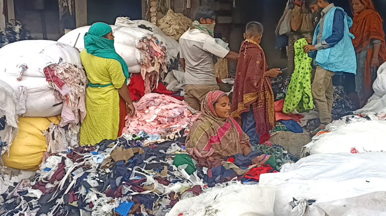 বছরে ৮০০ কোটি ডলারের সুযোগ হারানোর ঝুঁকিতে বাংলাদেশের পোশাকখাত...