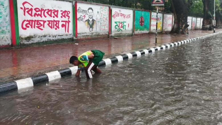 বর্ষার আগে ঢাকায় ১৪১ জলাবদ্ধতা হটস্পট চিহ্নিত