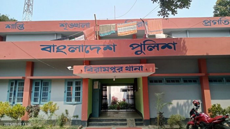 সোনার বার হাতিয়ে নেওয়ার অভিযোগে ২ পুলিশ সদস্য প্রত্যাহার