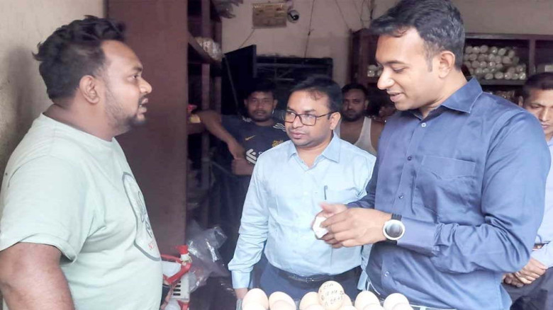 বগুড়ায় অস্বাস্থ্যকর বেকারি পণ্য তৈরিতে ২ লাখ টাকা জরিমানা