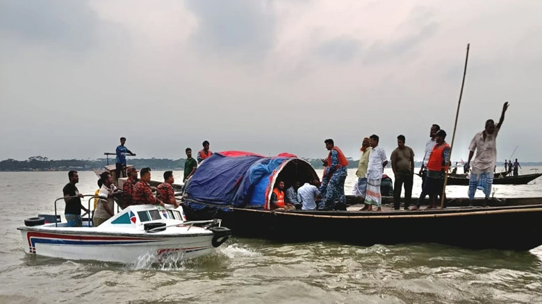 মেঘনায় নিখোঁজ বাবা-ছেলেসহ ৩ মরদেহ উদ্ধার