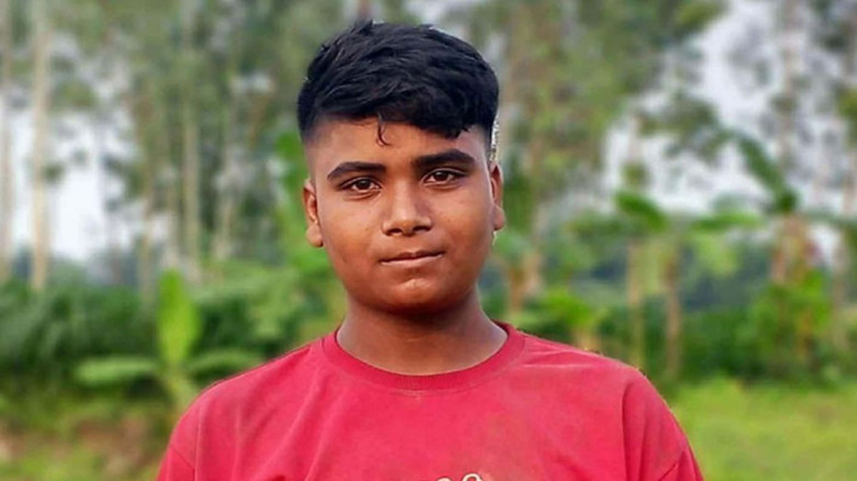 গলায় মাংস আটকে শ্বাসরোধ, ঈদের দিনেই কিশোরের মর্মান্তিক মৃত্য