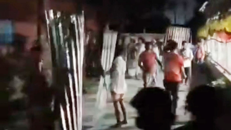 ব্রাহ্মণবাড়িয়ার আশুগঞ্জে চামড়া রাখা নিয়ে দুই পক্ষের সংঘর্ষ, 