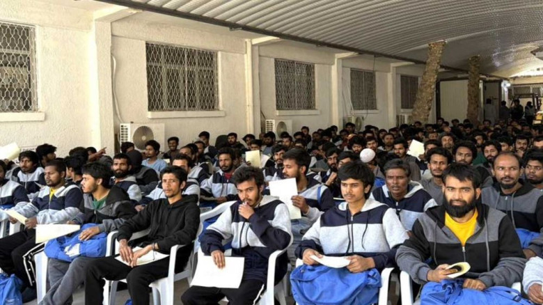 লিবিয়া থেকে ফিরলেন ১৭৪ জন, দালালচক্রের ভয়াবহ অভিজ্ঞতা প্রকাশ