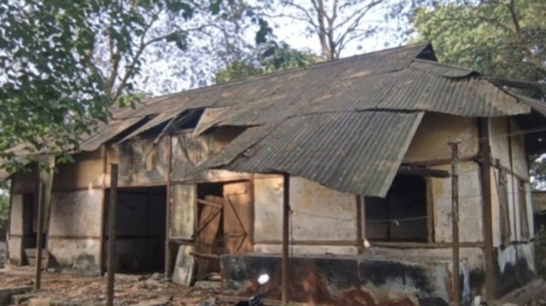 দীর্ঘ ৪০ বছর বন্ধ হাসপাতাল, স্বাস্থ্যসেবা বঞ্চিত লক্ষাধিক মা