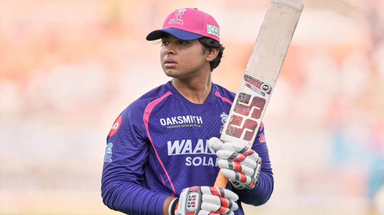 ১৫ বছরেই বড় বড় কিংবদন্তিদের রেকর্ড চুরমার করলেন সূর্যবংশী!
