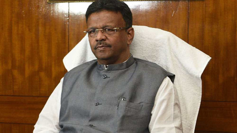 মেয়র পদ থেকে পদত্যাগ করলেন ফিরহাদ হাকিম