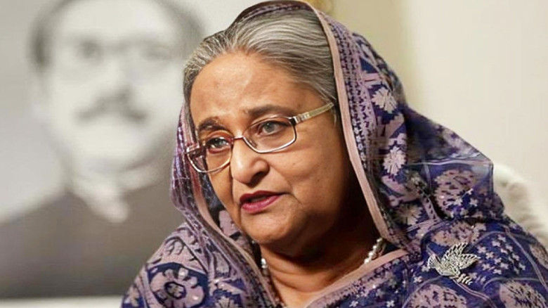 রাজনীতি থেকে সরে দাঁড়ানোর কথা নাকচ করলেন শেখ হাসিনা