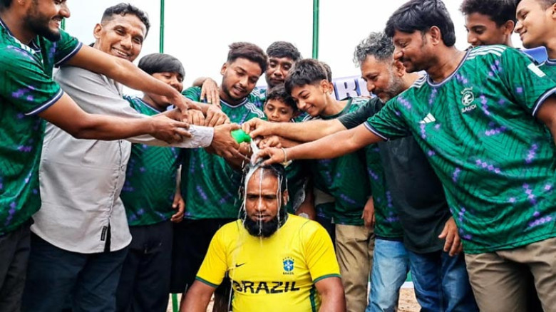 ব্রাজিল ছেড়ে সৌদি আরবের সমর্থক হলেন মিন্টু মিয়া, দুধ দিয়ে গো