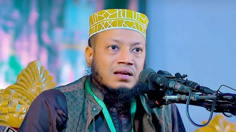 আত্মসমর্পণ করছেন আমির হামজা