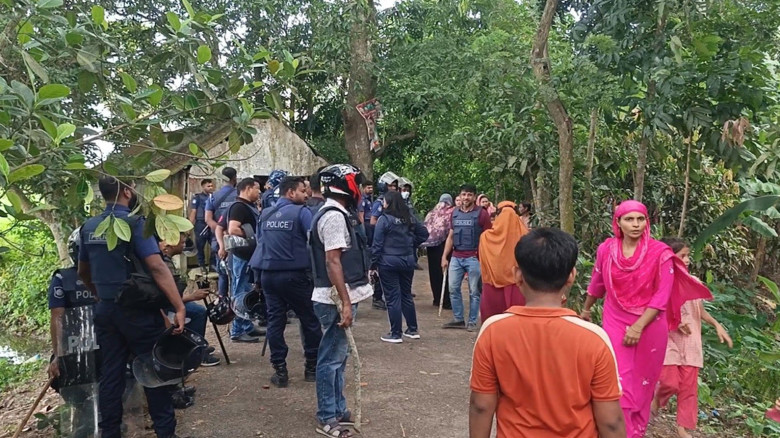 মাদারীপুরে দুই বংশের বিরোধে সহিংসতা, মোতায়েন অতিরিক্ত পুলিশ