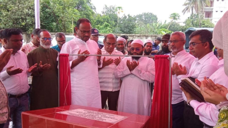 জনগণের জীবনমান উন্নয়নে সরকার কাজ করছে : প্রতিমন্ত্রী টুকু