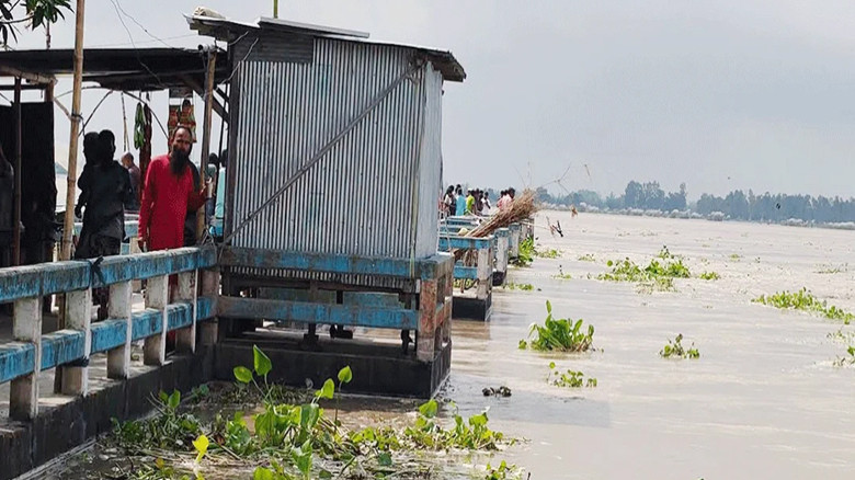 হু হু করে বাড়ছে তিস্তার পানি, বন্যার শঙ্কা