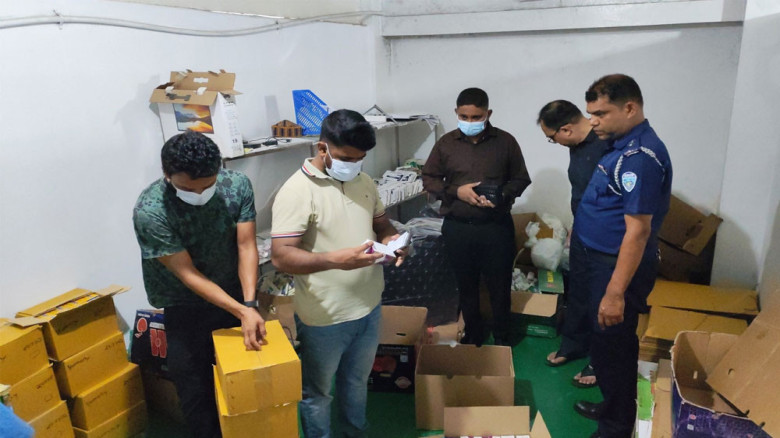 কুমিল্লায় অনুমোদনহীন ২২ পদের ওষুধ জব্দ