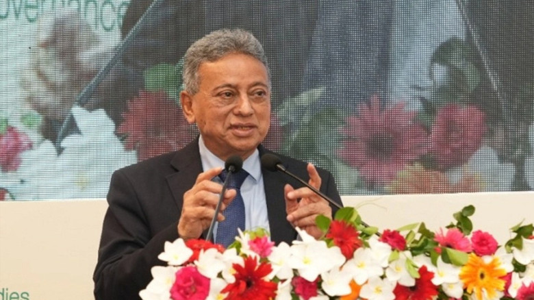 দুই বছর কঠিন সময়, সবাইকে কষ্ট করতে হবে: অর্থমন্ত্রী আমির খসর