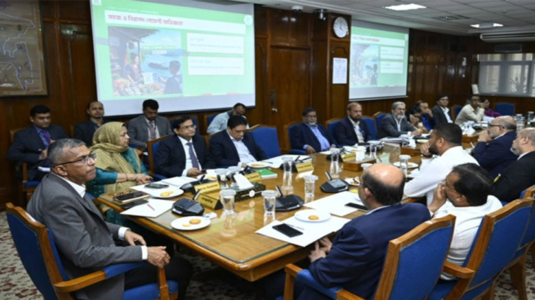 নগদ অর্থের ব্যবহার কমাতে মন্ত্রণালয়গুলোর সহযোগিতা চাইলেন বাংলাদেশ ব্যাংকের গভর্নর...