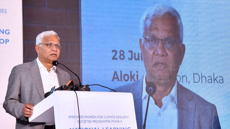 জলবায়ু স্থিতিস্থাপক সমাজ গড়তে নারীর ক্ষমতায়ন অপরিহার্য : 