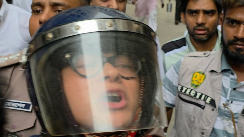 ফের রিমান্ডে সাবেক মহিলা এমপি আশিকা