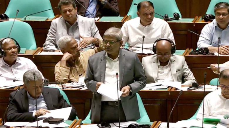 আগামী নির্বাচনেও প্রবাসীরা পোস্টাল ব্যালটের আওতায় থাকবেন