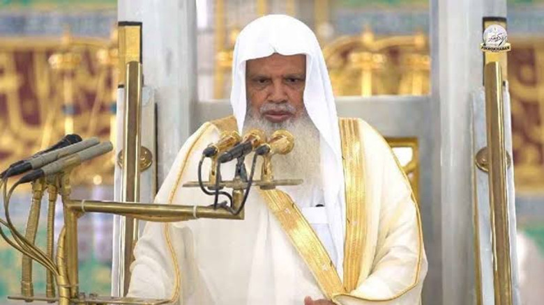 যুবকদের উদ্দেশে গুরুত্বপূর্ণ বার্তা দিলেন মসজিদে নববির ইমাম 