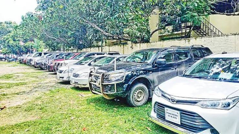 সরকারি কর্মকর্তাদের সুদমুক্ত গাড়িঋণ বন্ধ, বিদেশ সফরে কড়াকড়ি