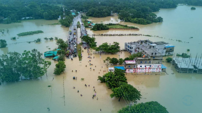 বন্যায় মৃতের সংখ্যা বেড়ে ৫৪, পানিবন্দি ১ লাখ ৫৫ হাজার পরিবার
