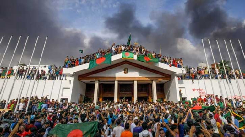 ৫ আগস্ট ‘জুলাই স্মৃতি জাদুঘর’ উদ্বোধন : স্বরাষ্ট্রমন্ত্রী