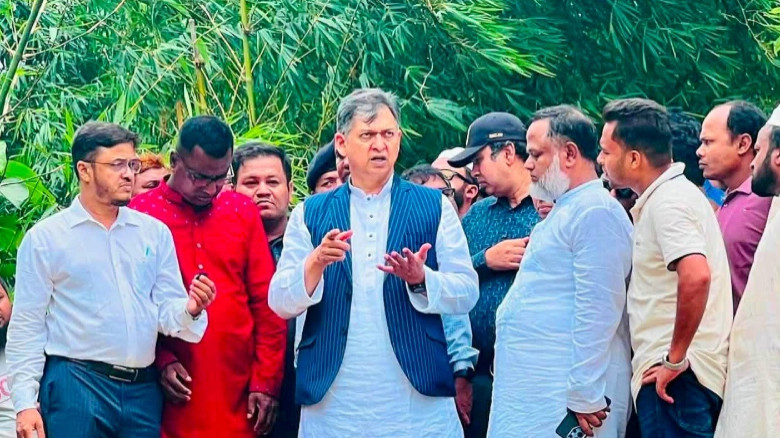 আমরা জনগণের সরকার, মানুষের পাশেই আছি: স্বরাষ্ট্রমন্ত্রী