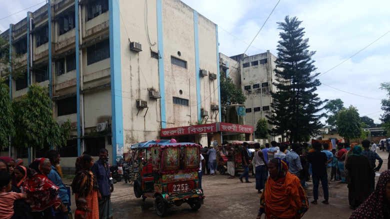 জামালপুরে পৃথক সড়ক দুর্ঘটনায় শিশুসহ নিহত ৩