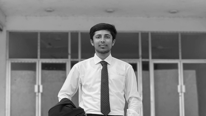 বারান্দায় আড্ডার সময় দুর্ঘটনা, প্রাণ গেল মাভাবিপ্রবি শিক্ষার
