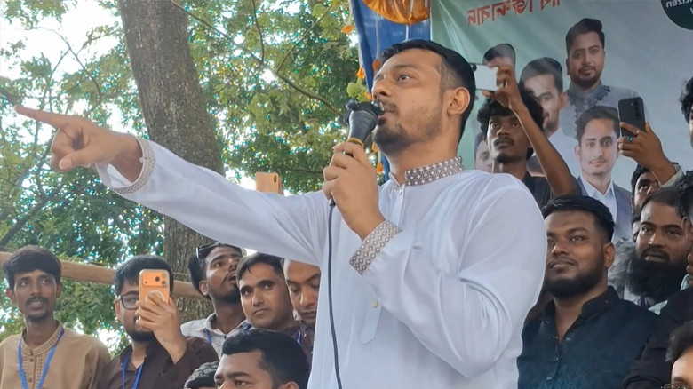 শেখ হাসিনার দেশে ফেরা নিয়ে মন্তব্য নাসীরুদ্দীন পাটওয়ারীর
