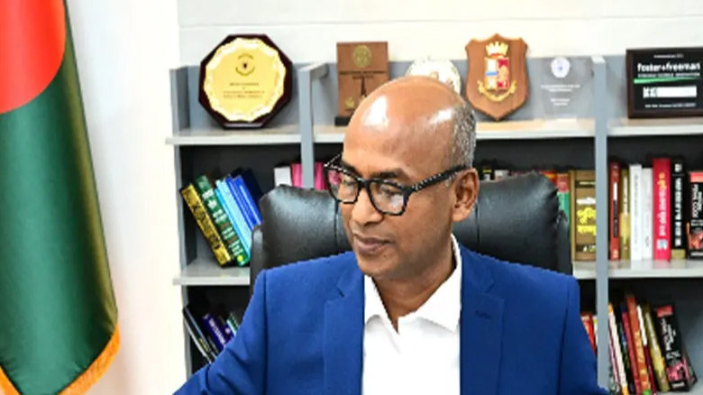 সিআইডির প্রধান হিসেবে দায়িত্ব নিলেন মোশাররফ হোছাইন