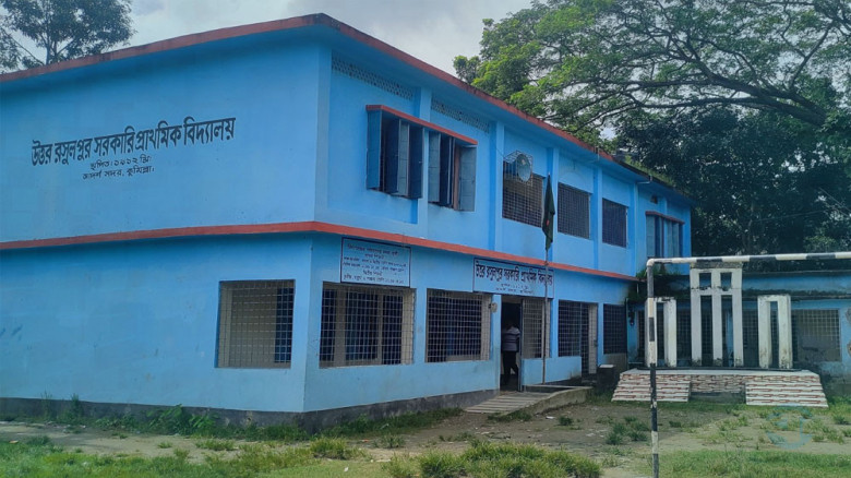 প্রধান শিক্ষক ছাড়াই চলছে কুমিল্লার ৮৯৪ প্রাথমিক বিদ্যালয়