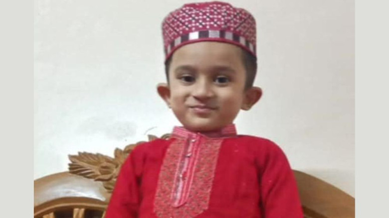 লক্ষ্মীপুরে পানিতে ডুবে স্কুলছাত্রের মৃত্যু, শোকের ছায়া পরি